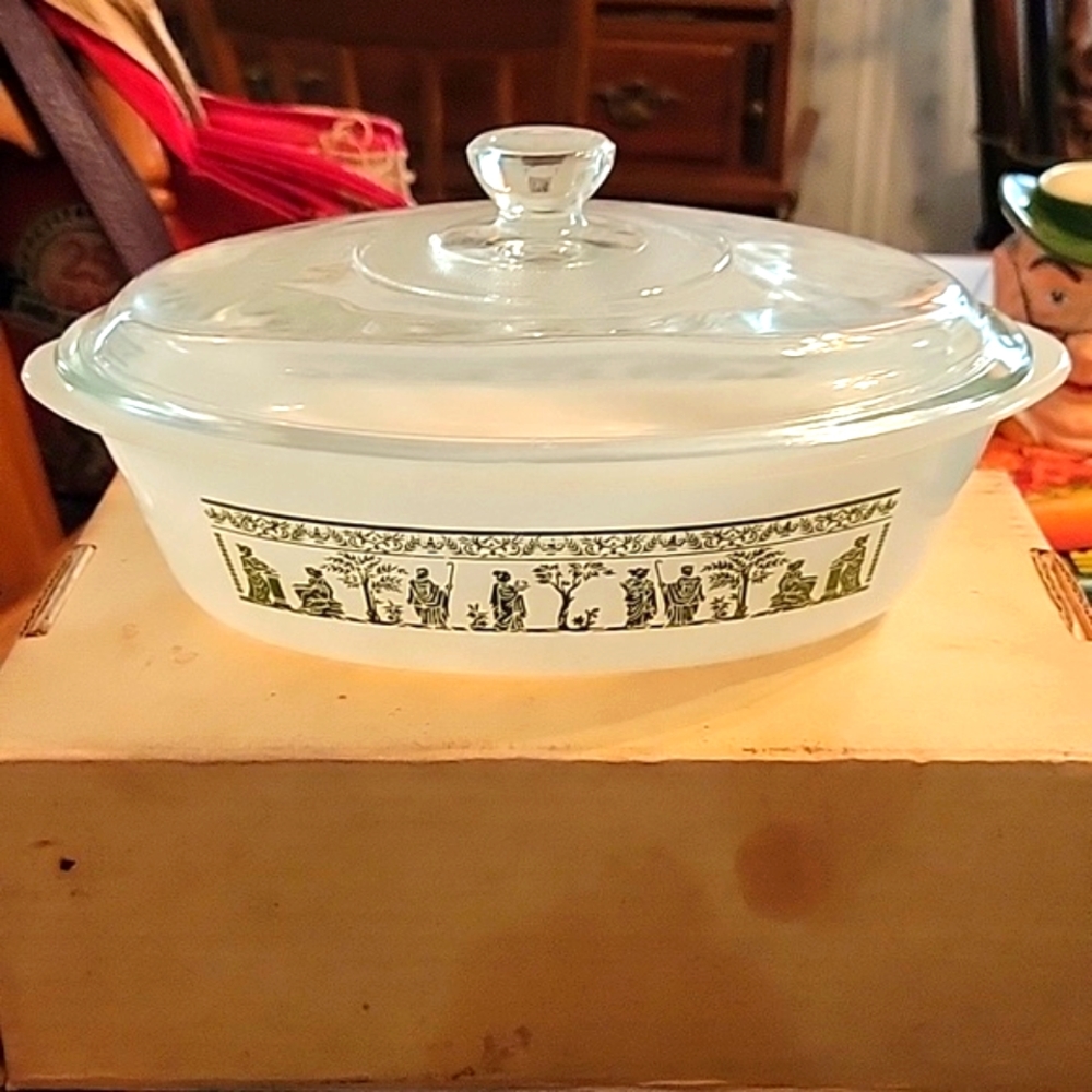 Vintage Hellenic Pattern 1 Qt. Oval Glass Casserole with Cover  Cookware